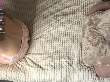 Stripchat Sex Chat of MargaretShyandSkinny