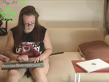 Stripchat Sex Cam of JadeStarUK