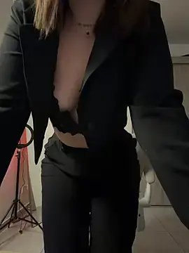 Stripchat Live Porn of Megan_lu2