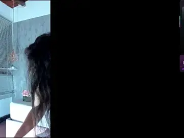 Stripchat Free Porn Cam of naomidibello