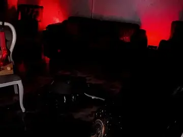 Stripchat Sex Cam of FinDomGod