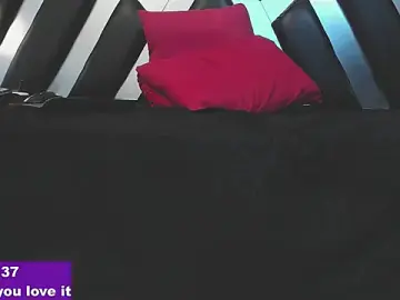 Stripchat Best live sex cam show of CloePerson