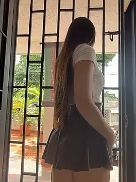 Stripchat Live Sex of LittleDoll___