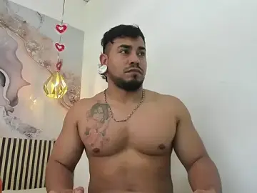 Stripchat Adult Webcam of BrianMalonee