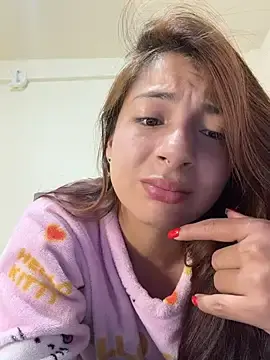 Stripchat Live Sex Cam of Karlee_Grey1