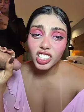 Stripchat Live Porn of zui_lu