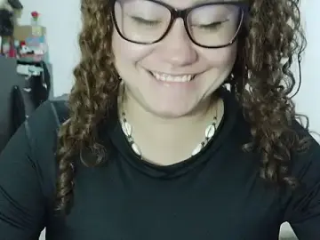 Stripchat Sex Cam of curly_greeneyed