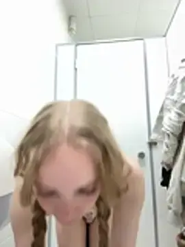 Stripchat Best live sex cam show of bambi_lu