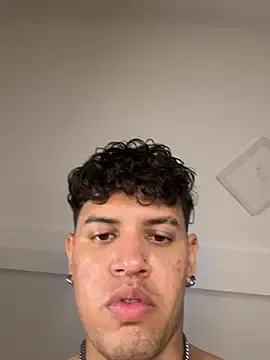 Stripchat Live Sex of amenadiel_fire