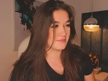 Stripchat Live Porn of Ariannaa_Suarez1