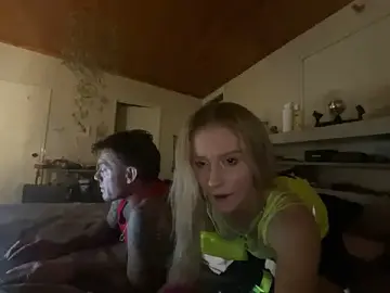 Stripchat Best live sex cam show of MDeez11