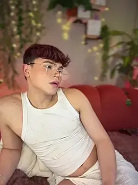 Stripchat Adult Video Chat of PRINCE_STEV