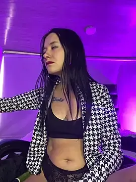 Stripchat Free Live Porn of Isabella_21x