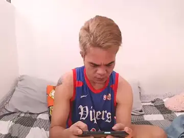 Stripchat Live Porn of yourmikexxx