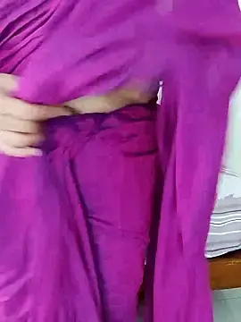 Stripchat Free Porn Cam of COOL_TEACHER_69