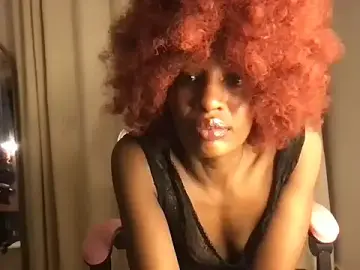 Stripchat Live Sex Cam of kiki_sexxy