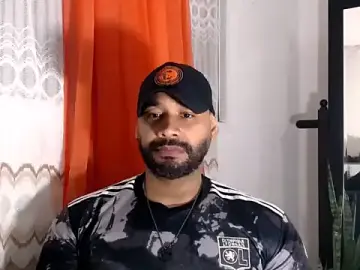 Stripchat Free Porn Cam of musclehetero