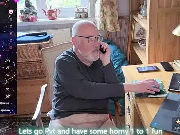 Stripchat Sex Chat of Adamdaddybear