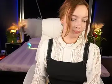 Stripchat Free Porn Cam of LizzaMoonn