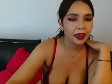 Stripchat Sex Cam of Ivanna_Rami