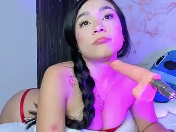 Stripchat Live Sex Cam of Eva_cutte
