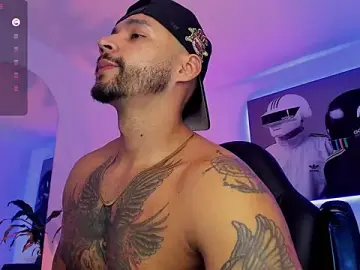 Stripchat Live Sex of NikoHank_