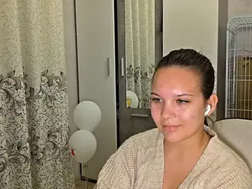 Stripchat Sex Cam of AtticNobel