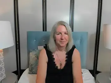 Stripchat Free Porn Cam of EricaTop