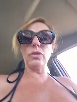 Stripchat Free Porn Cam of Susycachonda1