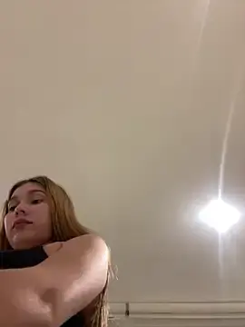 Stripchat Sex Cam of Nikii__