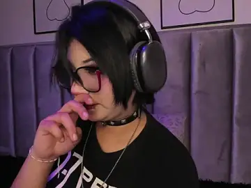 Stripchat Live Sex of Kitty_Gang
