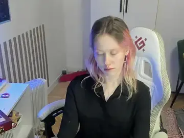 Stripchat Live Sex Cam of Silly__Milly