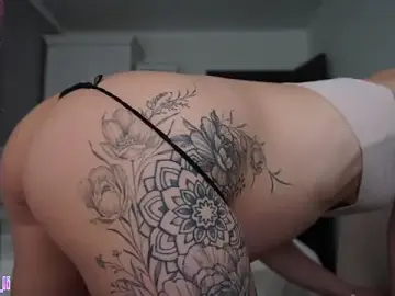 Stripchat Live Sex Cam of Sola_LI