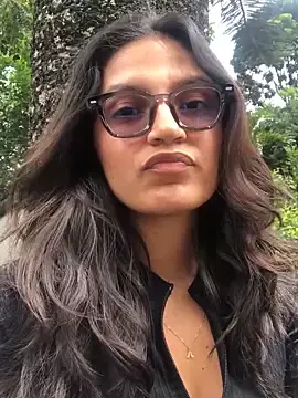 Stripchat Sex Cam of Gia_Mazzon