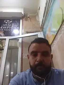 Stripchat Watch Live Sex Cams of basssat