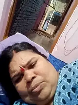 Stripchat Adult Webcam of dheepika11