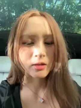 Stripchat Sex Cam of yuki_june