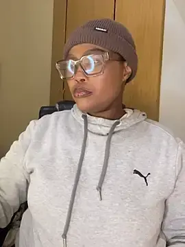Stripchat Free Porn Cam of BADFATASS85