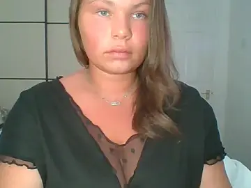 Stripchat Sex Cam of GEMMARMALADE
