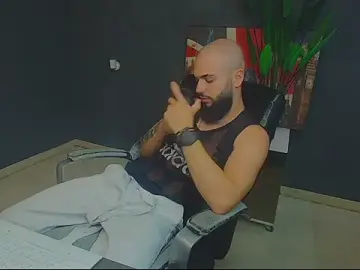 Stripchat Live Sex of OscarWillss