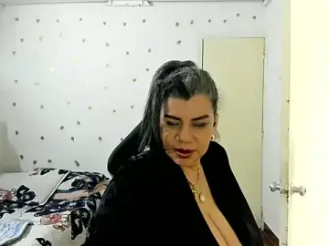 Stripchat Live Porn of vikyadams