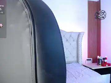 Stripchat Free Live Porn of Violet_Collins1