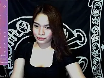 Stripchat Adult Webcams of _preciousmoira_