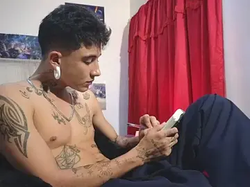 Stripchat Best live sex cam show of charles_carterxxx