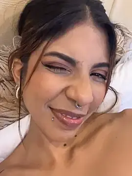 Stripchat Best Webcam of VioletaHills_