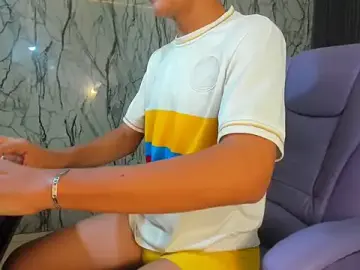 Stripchat Sex Cam of davexxx_