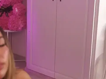 Stripchat Free Live Porn of ClaraHazel
