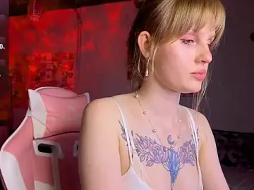 Stripchat Adult Webcam of Lunaacyy