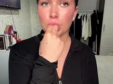 Stripchat Live Porn of cuteshowy