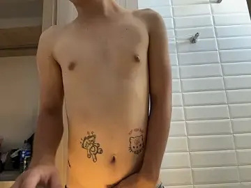 Stripchat Free Live Porn of Blum_icee